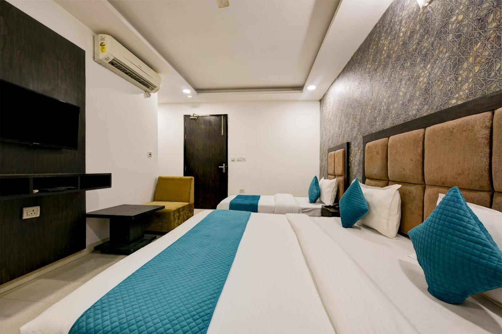 The Glory Suites Near Igi Airport Ню Делхи Екстериор снимка