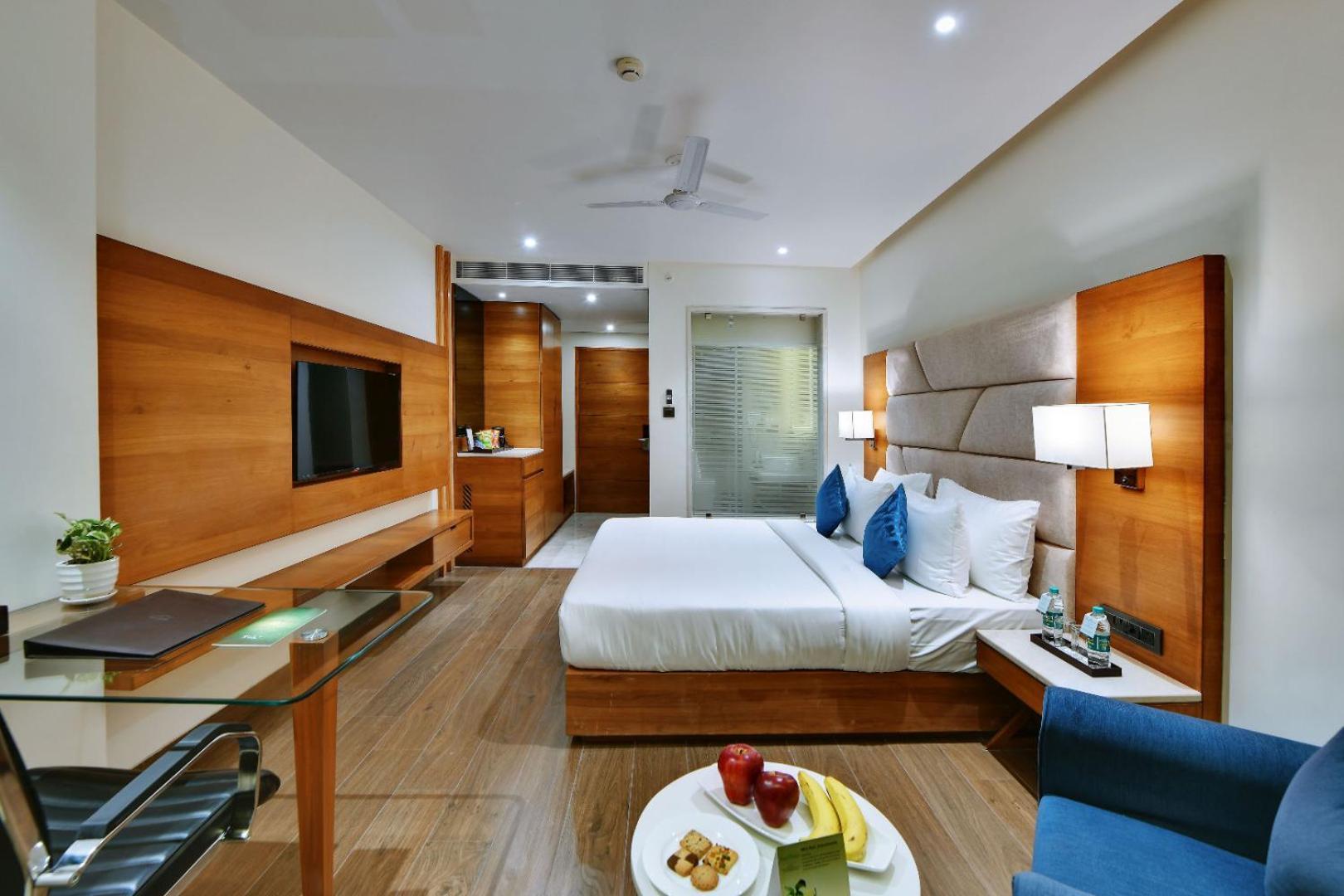 The Glory Suites Near Igi Airport Ню Делхи Екстериор снимка